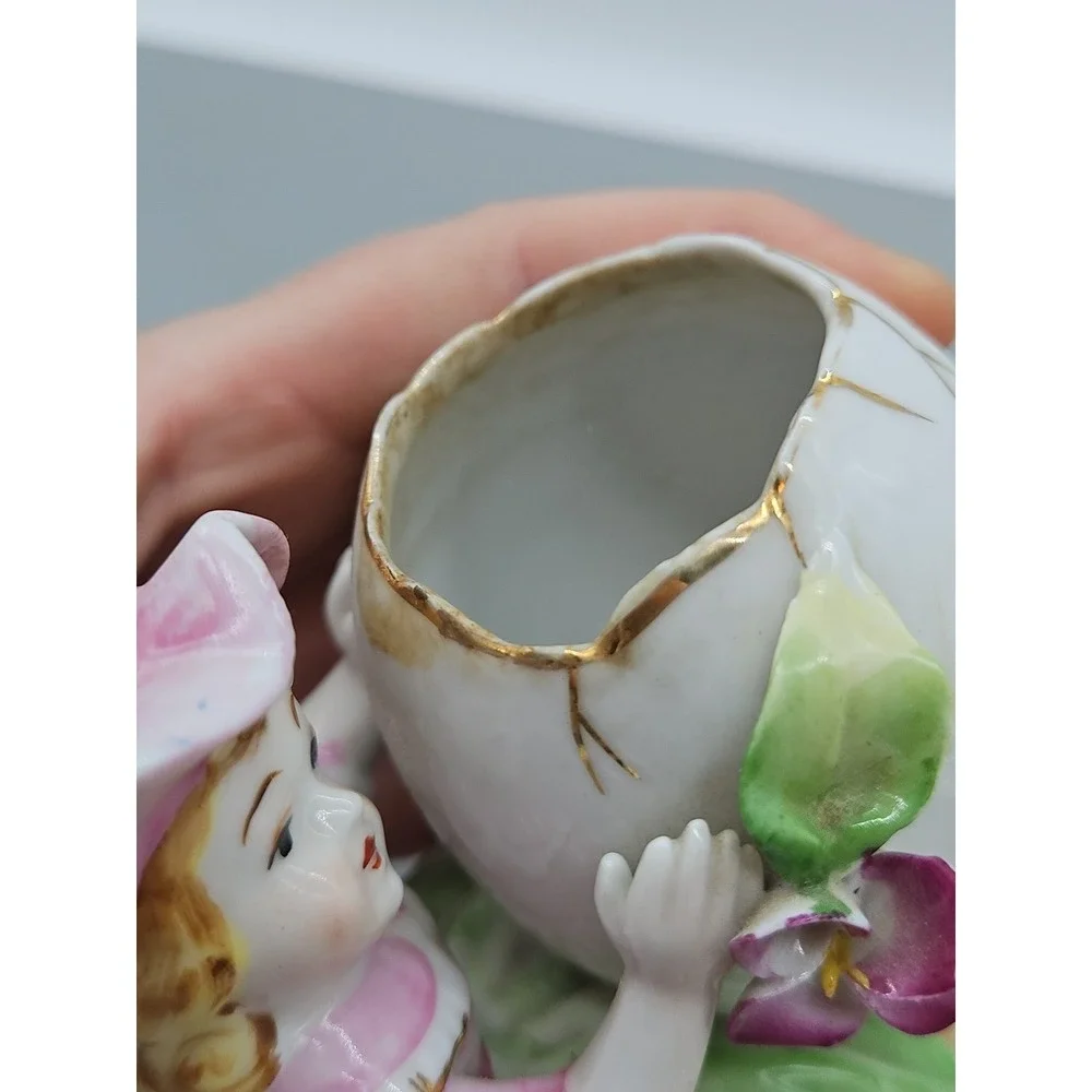 Vintage Ceramic Hand Painted Girl Pink Floral Dress Holding Egg‎ Floral Vase